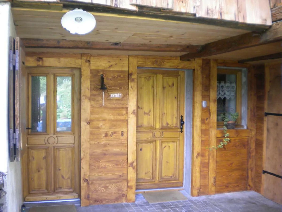 La Chouette Couette Bed & Breakfast Chevenoz 0*,  France