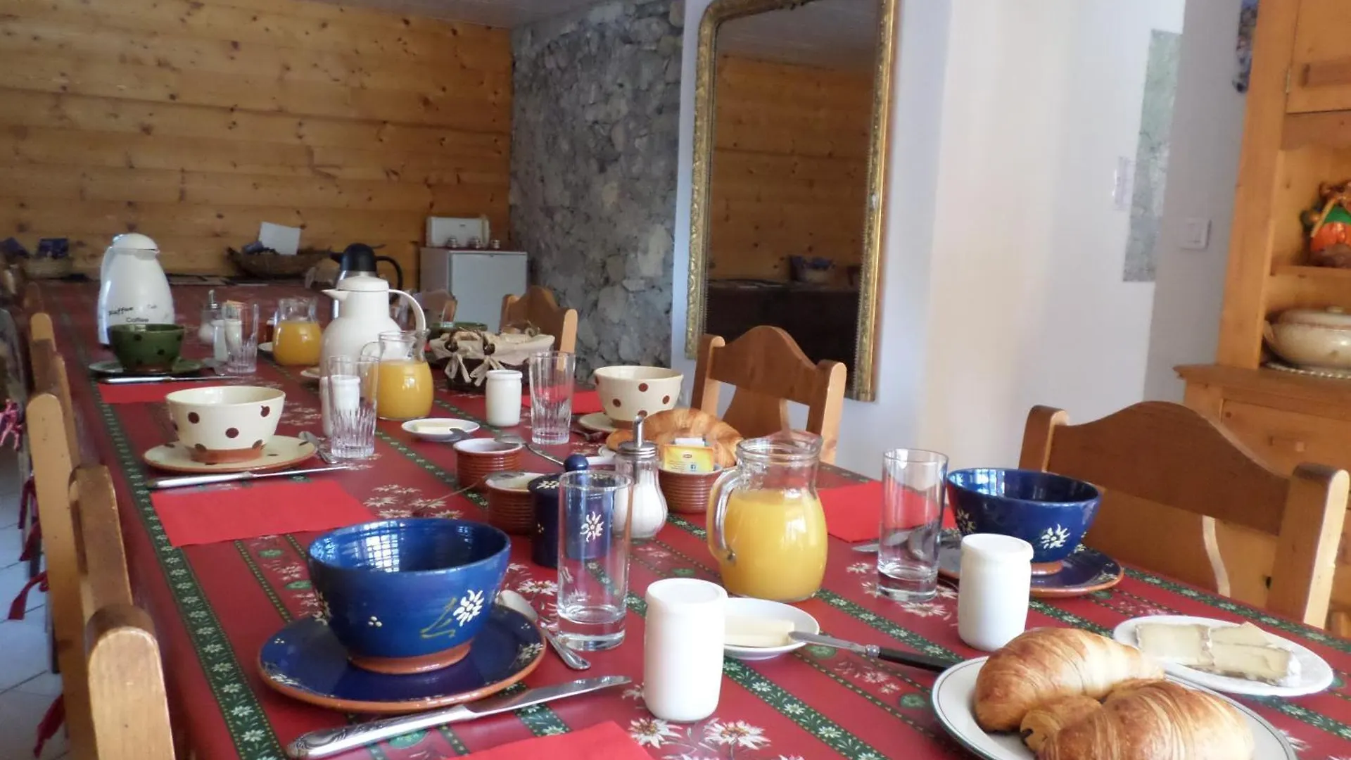 La Chouette Couette Bed & Breakfast Chevenoz